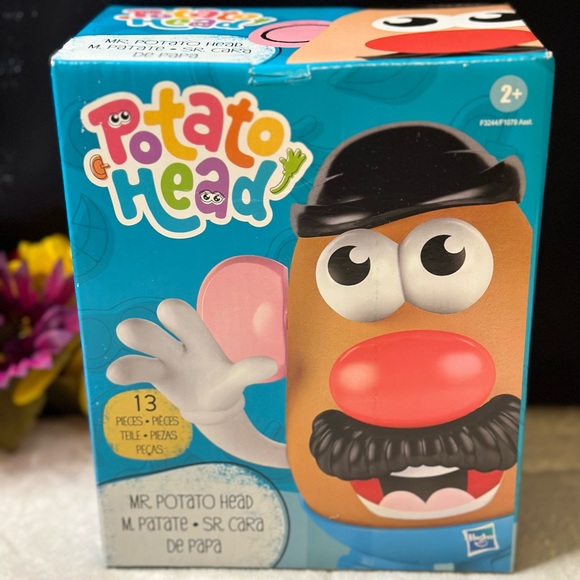 New Hasbro Potato Head “Mr. Potato Head” Classic Toy Ages 2+ Includes 13 PCS - Picture 4 of 7